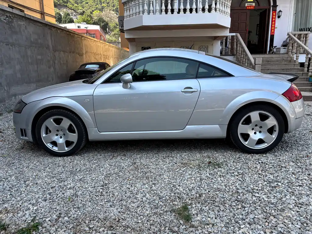 Audi TT 3.2 L Auto