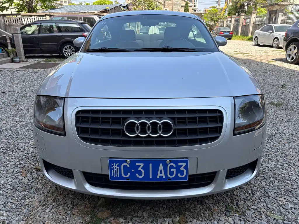 Audi TT 3.2 L Auto