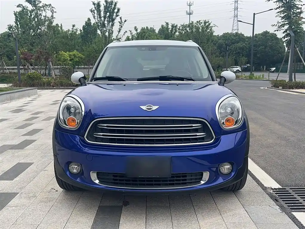 MINI COUNTRYMAN 1.6 L COOPER Fun