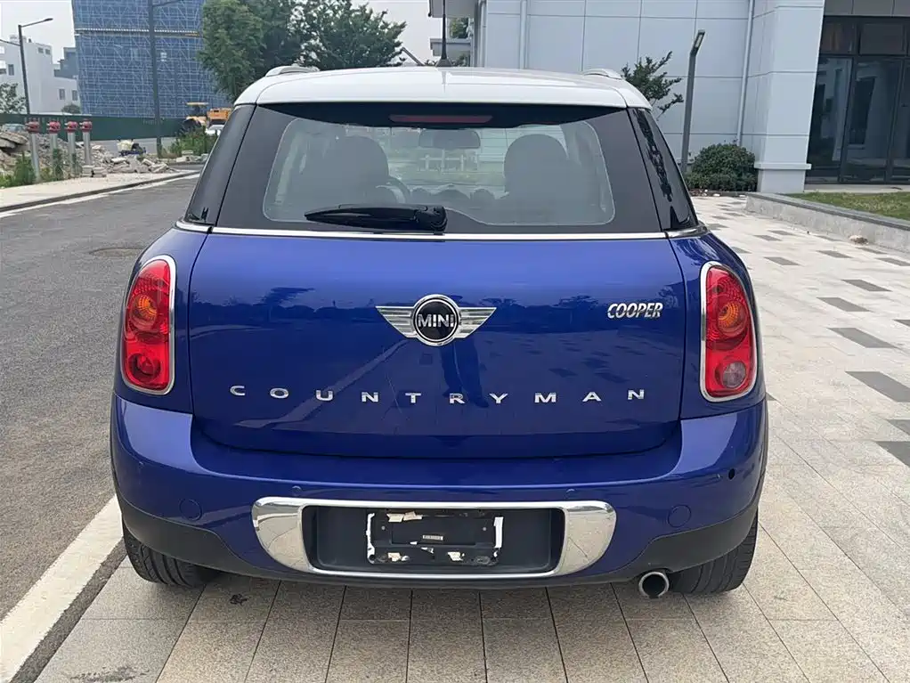 MINI COUNTRYMAN 1.6 L COOPER Fun