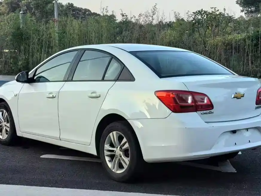 Cruze 1.5 L Classic SE AT