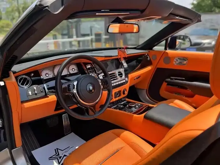 Rolls-Royce Dawn 6.6 T Standard