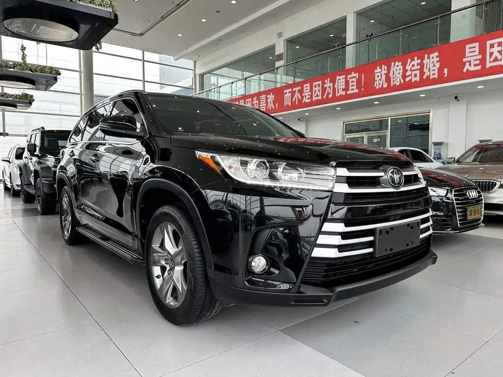 Highlander 2.0 T 2 WD Luxury 7-seat CN-VI