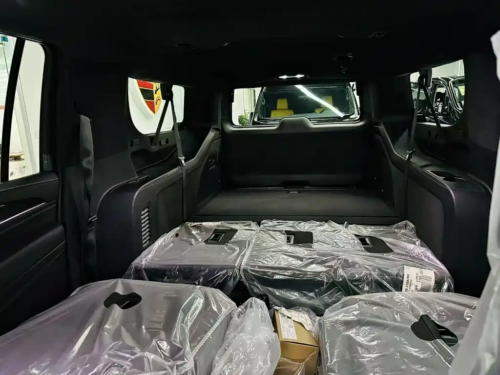 Escalade 6.2 L Auto