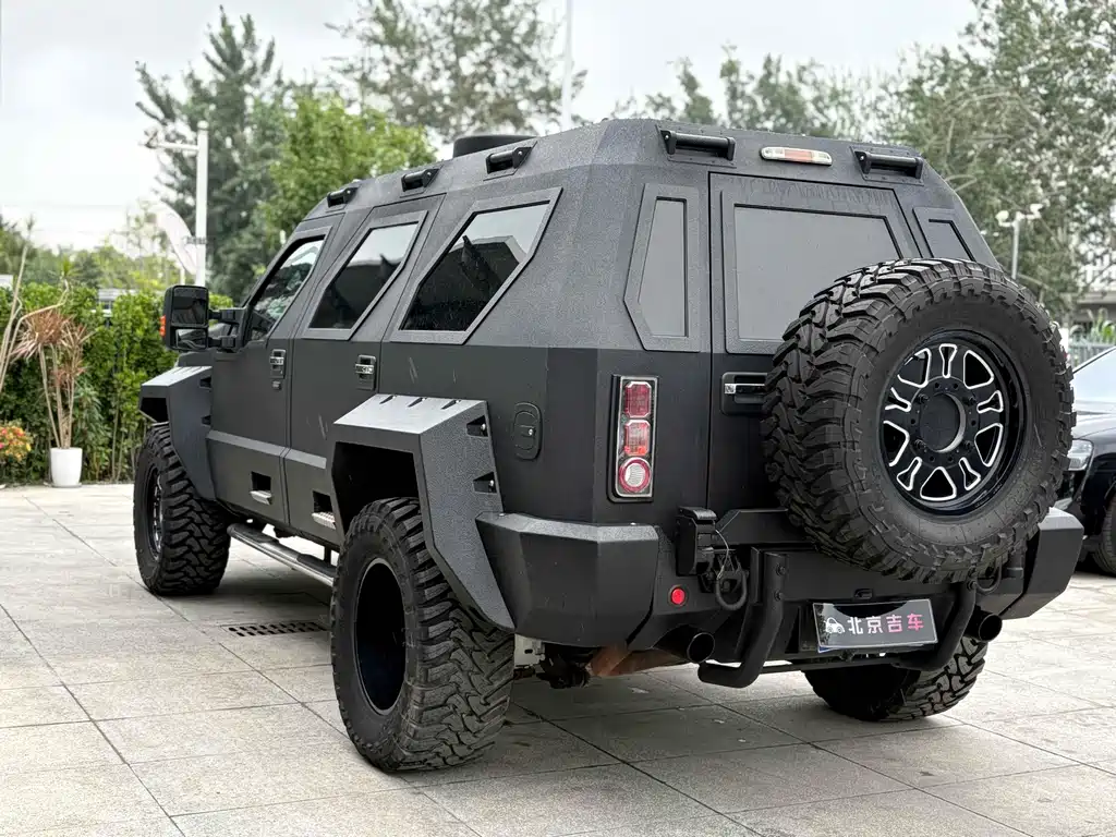 Zhanche 战车 2016款 6.8 L 自动