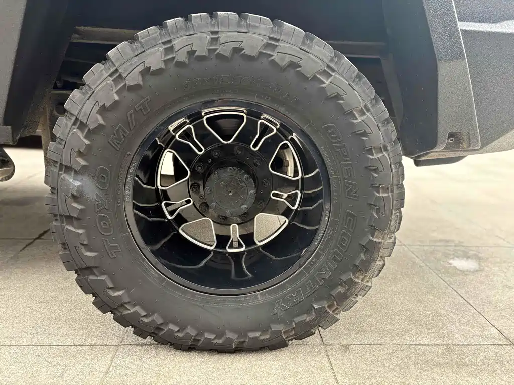 Zhanche 战车 2016款 6.8 L 自动