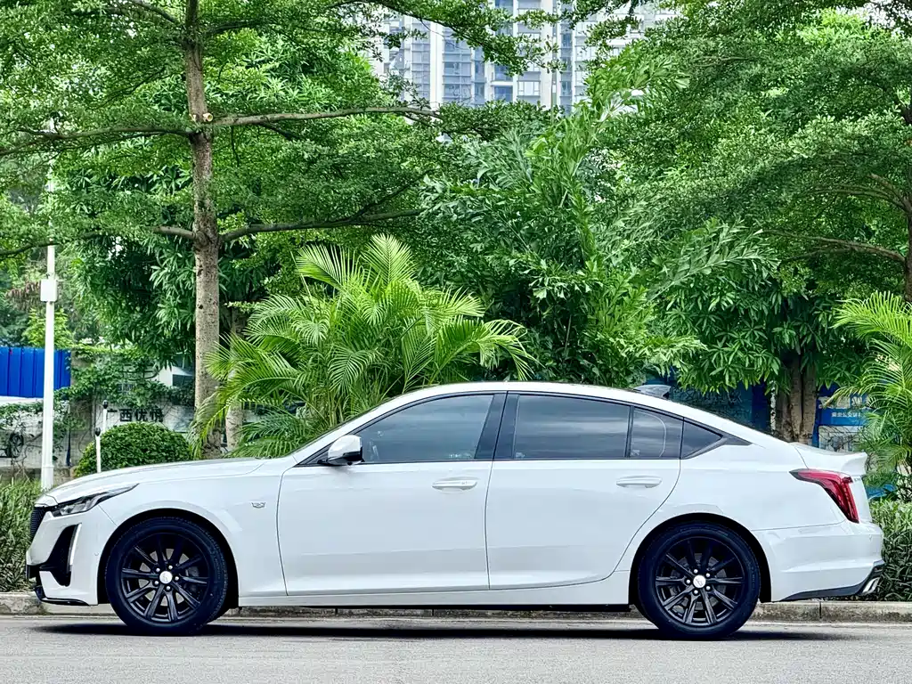 Cadillac CT5 28 T Tech