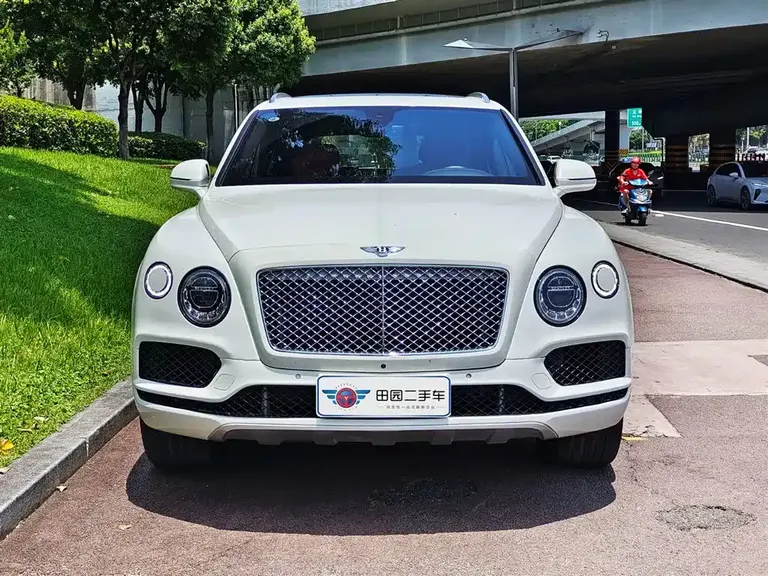 Bentley Bentayga 6.0 T Standard