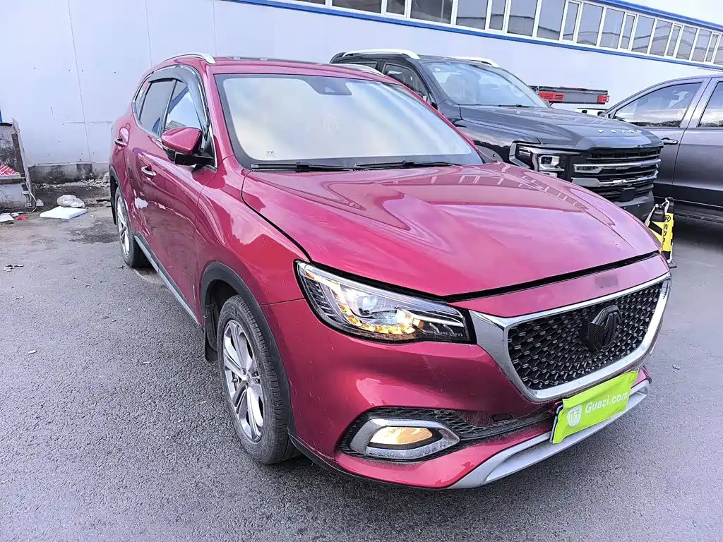 MG HS 30 T Auto 4 WD Trophy Hormone Super Fire CN-V