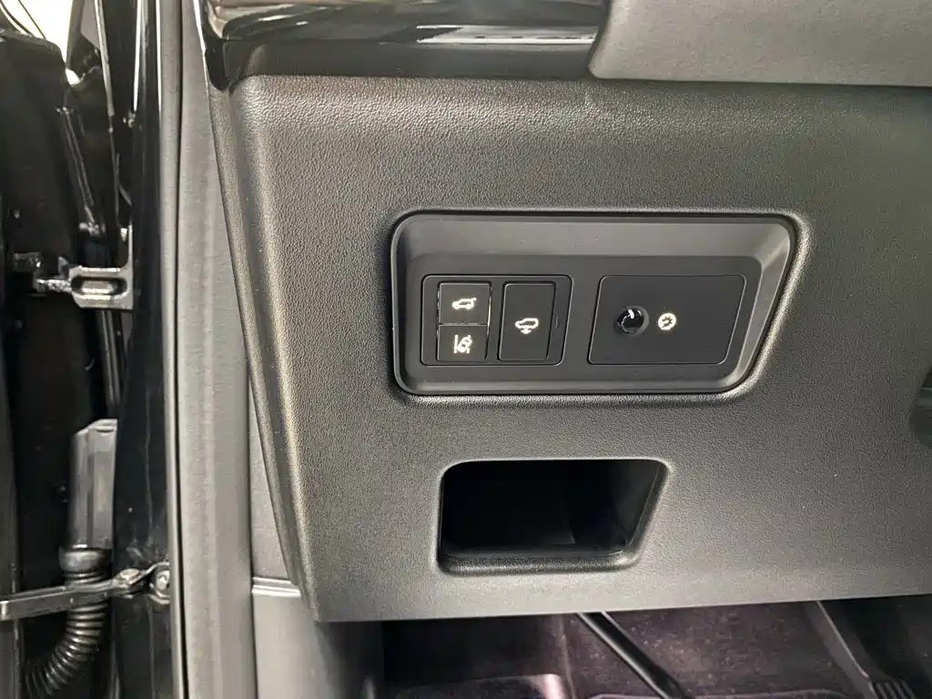 Discovery 3.0 SC V6 S