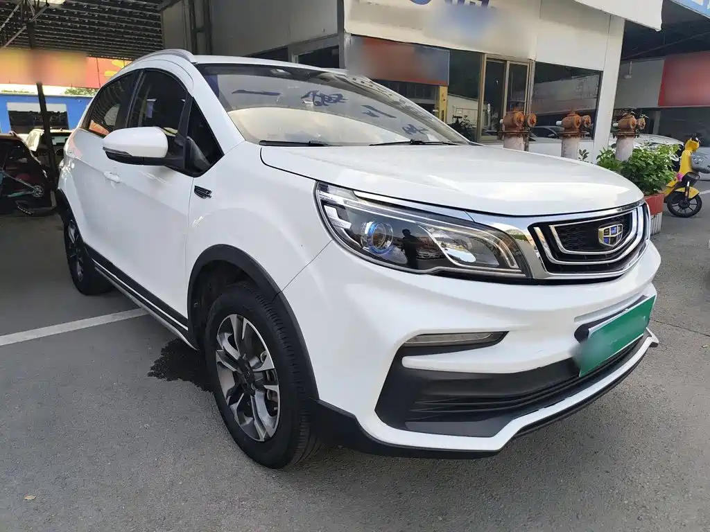 Vision X3 远景X3 2019款 升级版 1.5 L 手动精英型