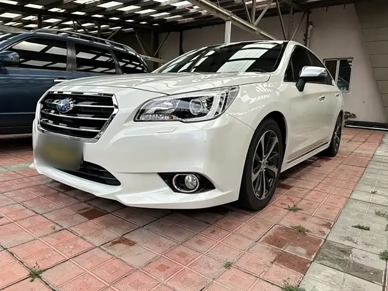 Subaru Legacy 2.5 i AWD Glory EyeSight