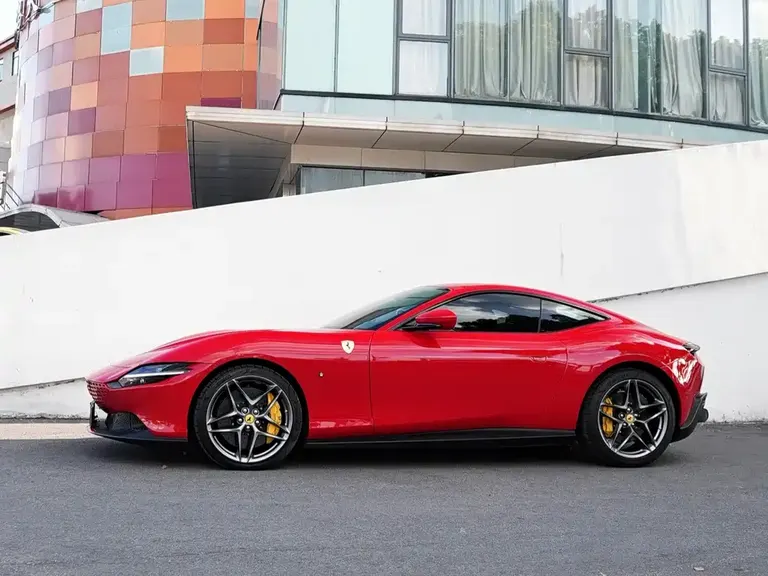 Ferrari Roma 3.9 T V8