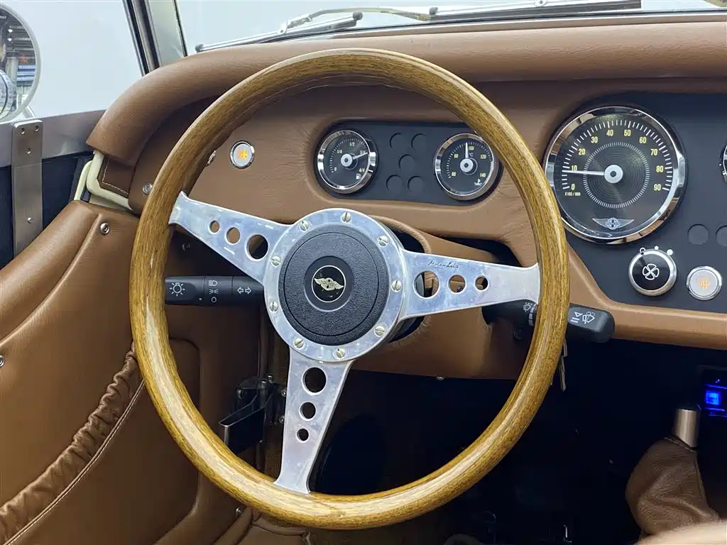 Morgan Plus 4 摩根Plus 4 2015款 2.0 L 手动
