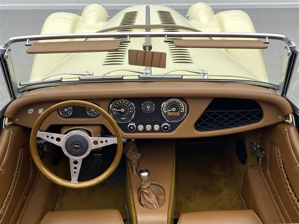 Morgan Plus 4 摩根Plus 4 2015款 2.0 L 手动