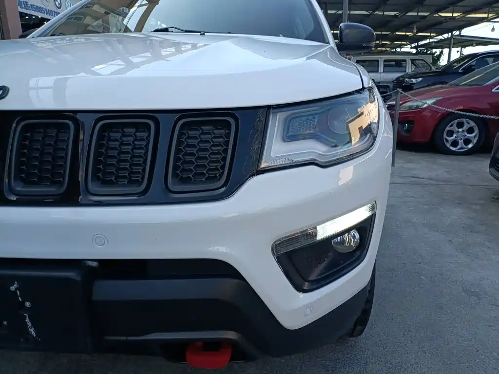Compass 200 TS Auto High Performance 4 WD