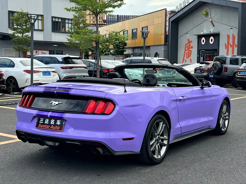 Mustang 2.3 T Convertible