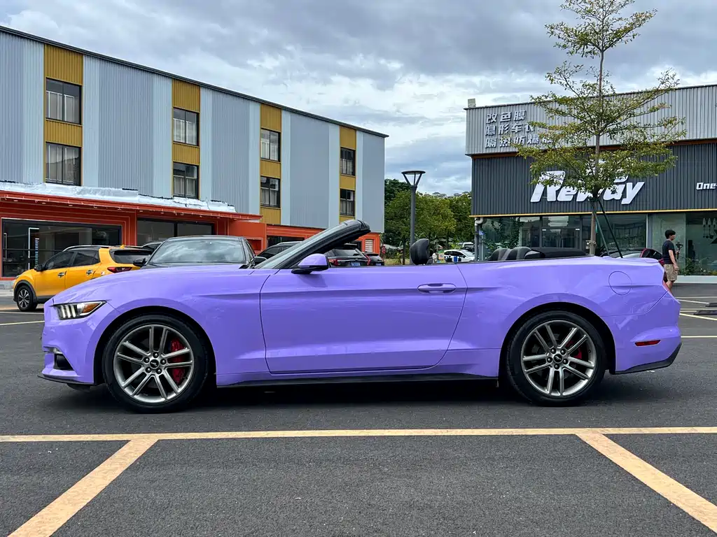 Mustang 2.3 T Convertible