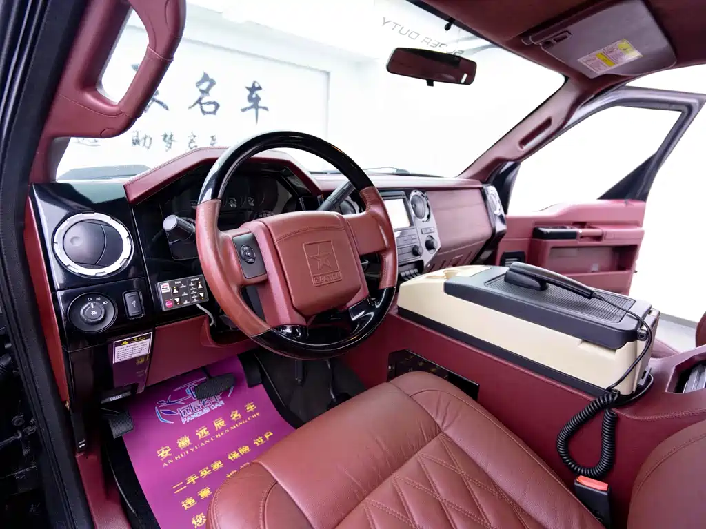 Zhanche 6.8 T Auto