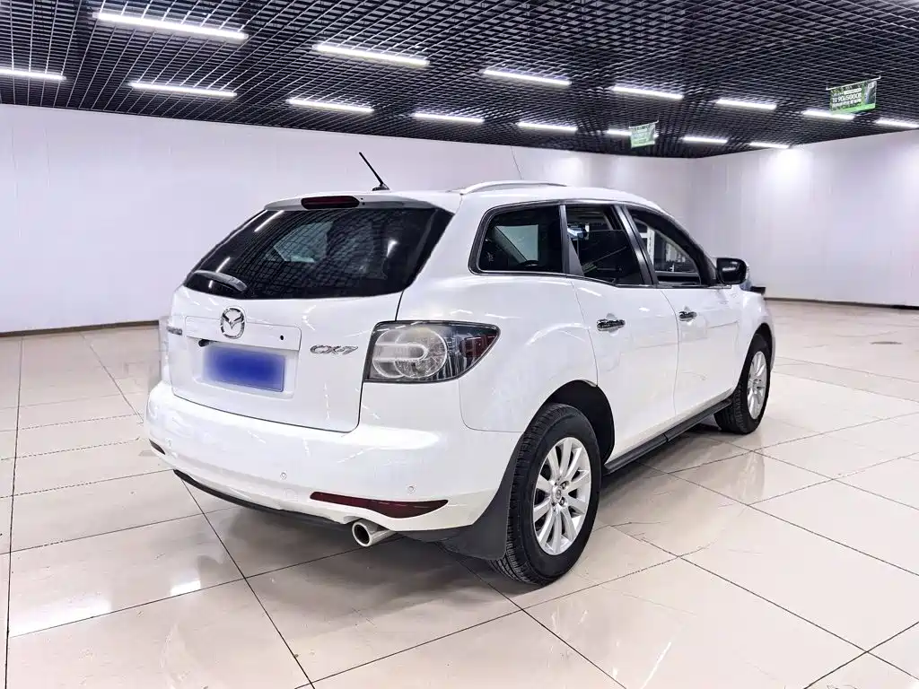 Mazda CX-7 2.5 L 2 WD Luxury