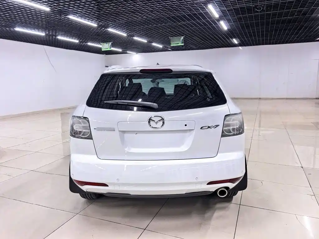 Mazda CX-7 2.5 L 2 WD Luxury