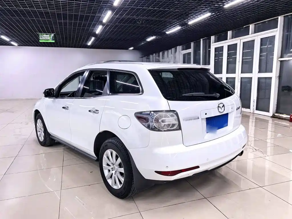 Mazda CX-7 2.5 L 2 WD Luxury