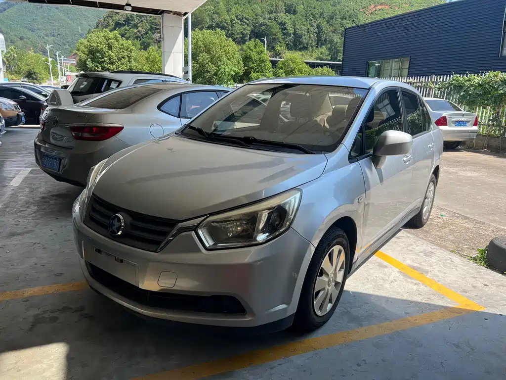 Venucia D50 1.6 L Manual Fashion