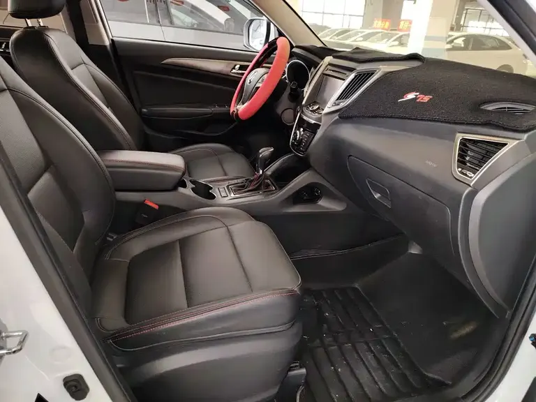 Changan CS75 1.8 T Auto Distinguished CN-IV