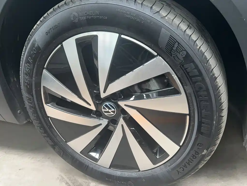Talagon 380 TSI 4 WD Luxury Premium Realm Pro 7-seat