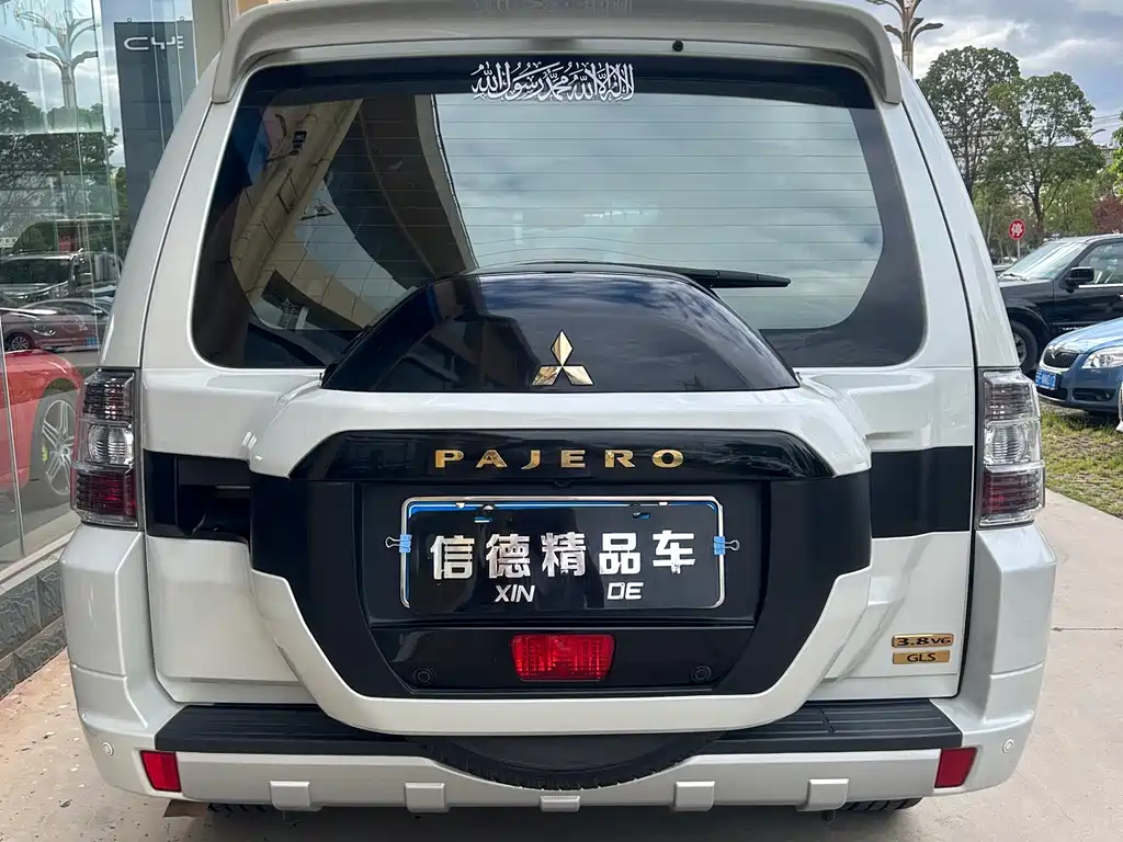 Pajero (Import) 3.8 L Middle East