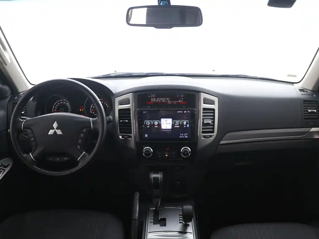 Pajero (Import) 3.0 L Middle East