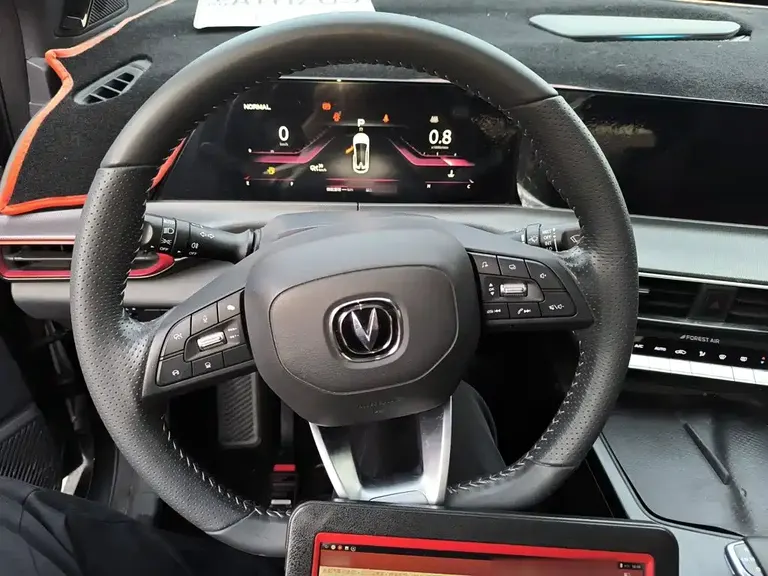 Changan UNI-T 1.5 T Distinguished
