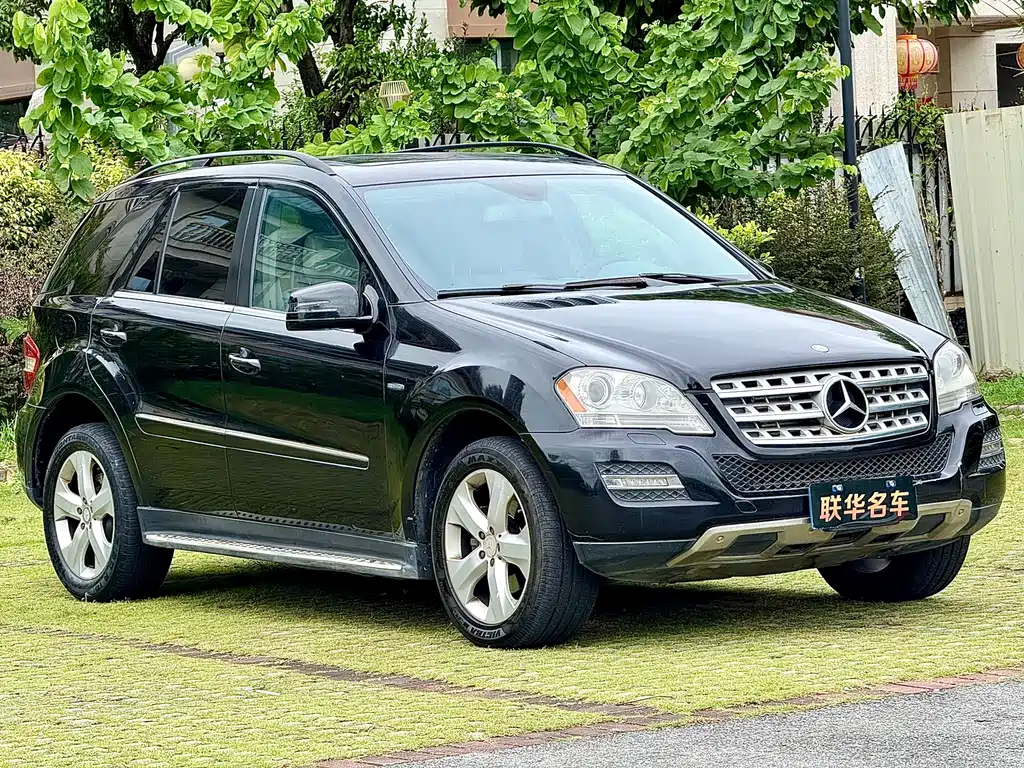 Mercedes-Benz M-Class ML 350 Diesel US Spec