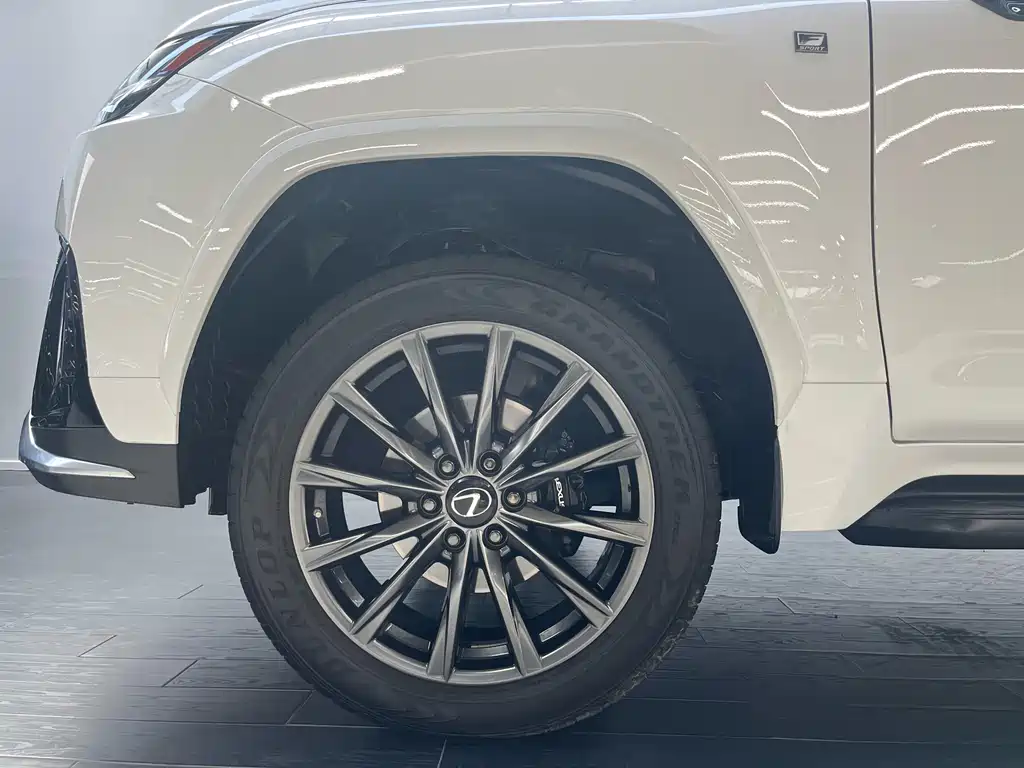 Lexus LX 600 US Spec