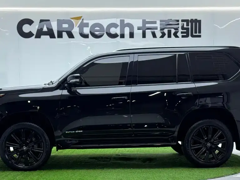Lexus LX 570 Middle East