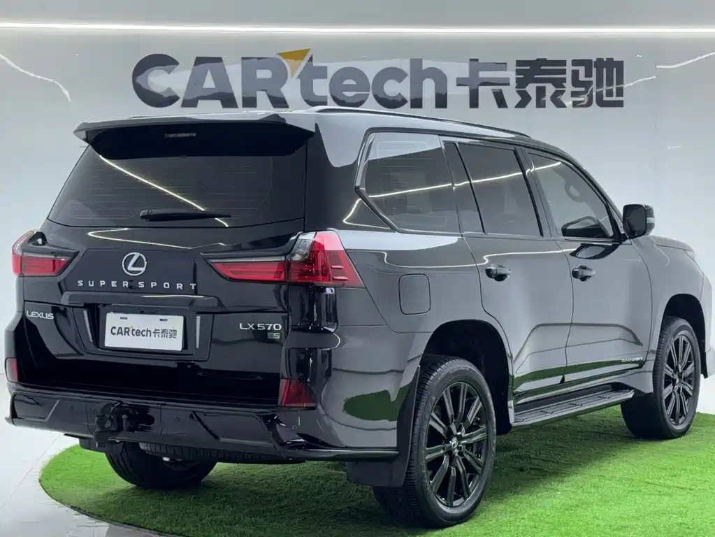 Lexus LX 570 Middle East