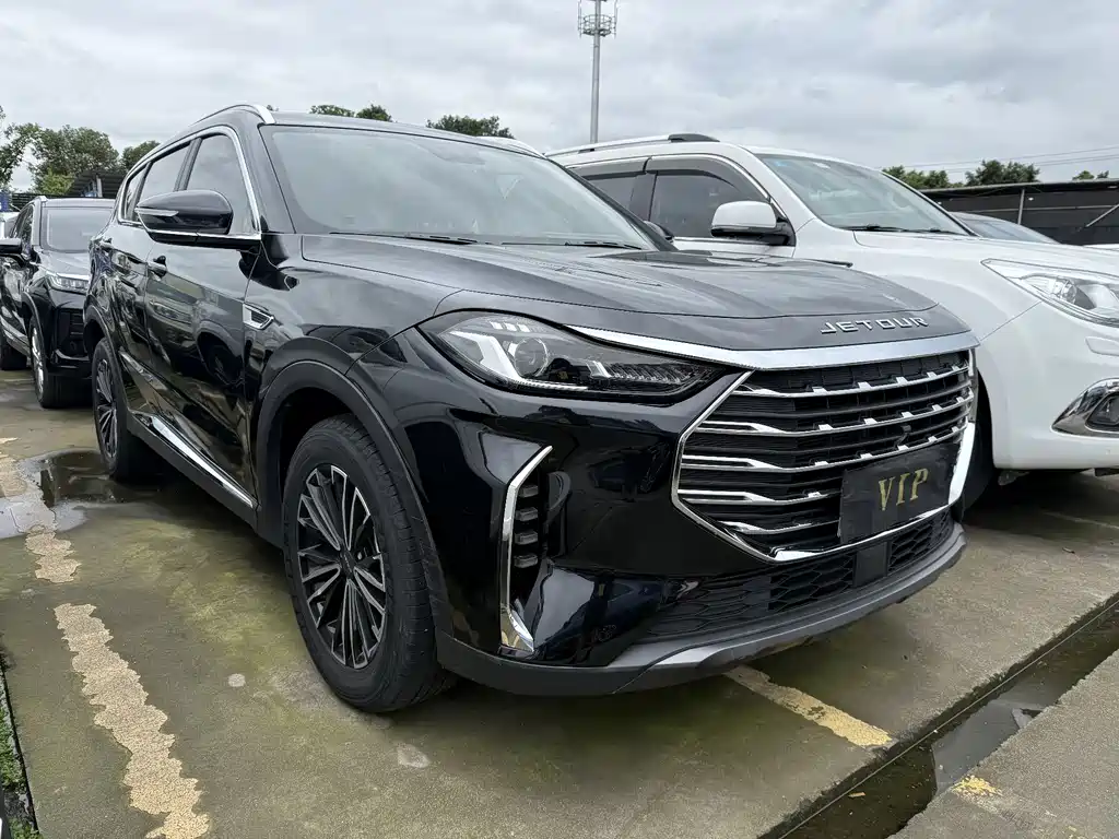 Jetour X70 PLUS 1.5 T CVT Mountain 7-seat