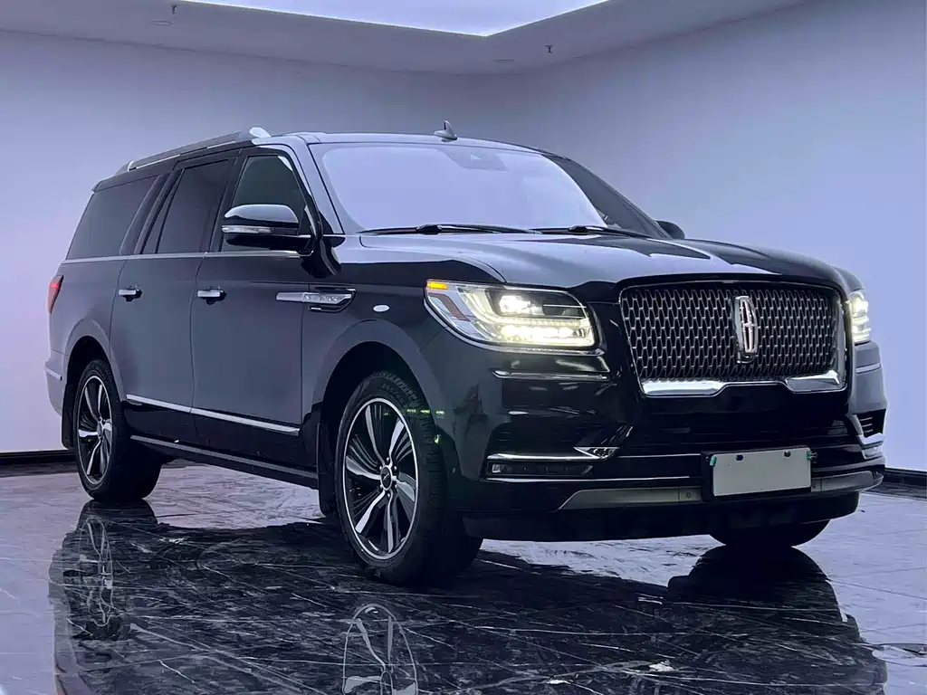 Navigator 3.5 T Extended US Spec