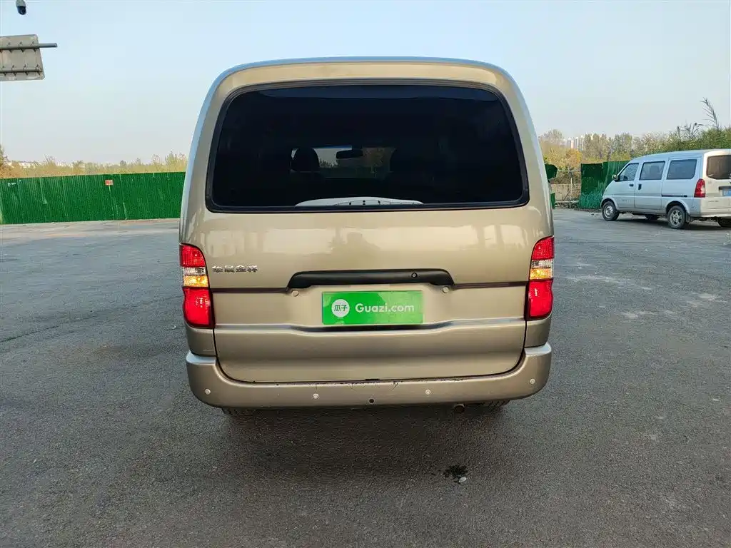 Grace 2.0 L Express Utility