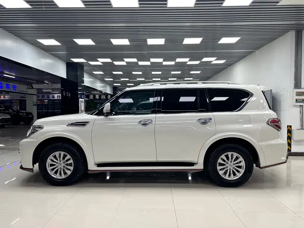 Patrol 4.0 L Middle East