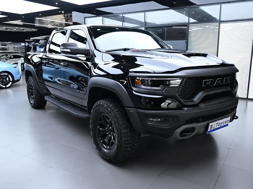 RAM Trucks 6.2 T Auto