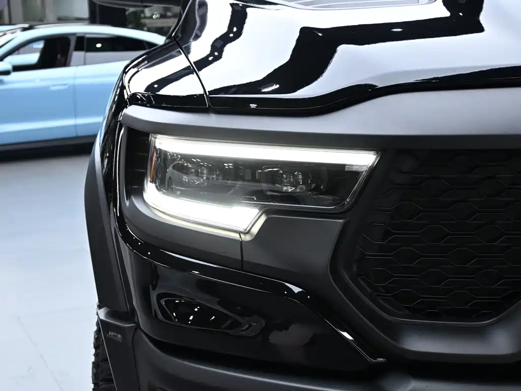 RAM Trucks 6.2 T Auto