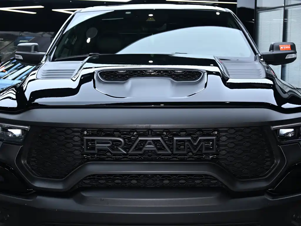 RAM Trucks 6.2 T Auto