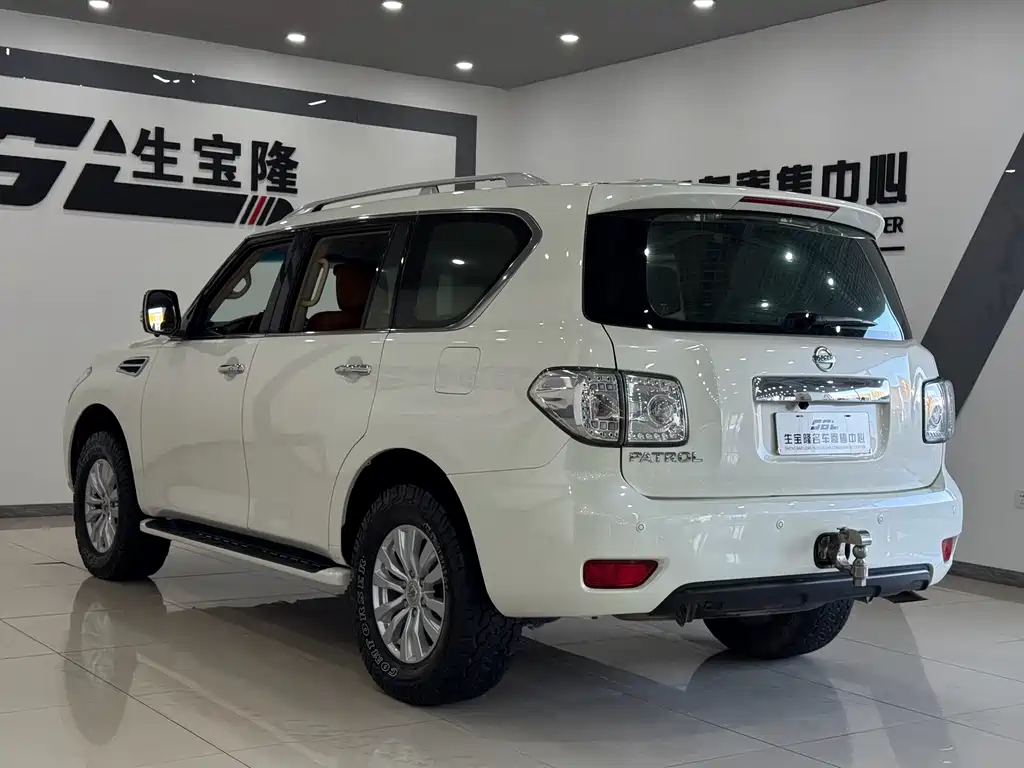 Patrol 4.0 L Middle East
