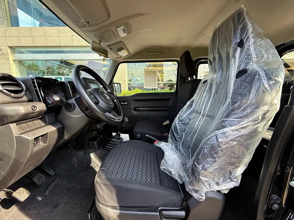 Jimny (Import) 1.5 L Manual