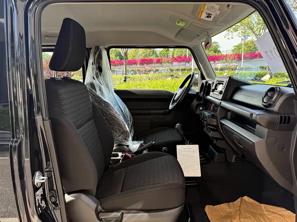 Jimny (Import) 1.5 L Manual