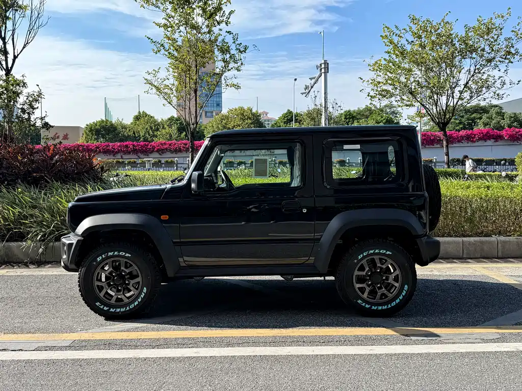 Jimny (Import) 1.5 L Manual