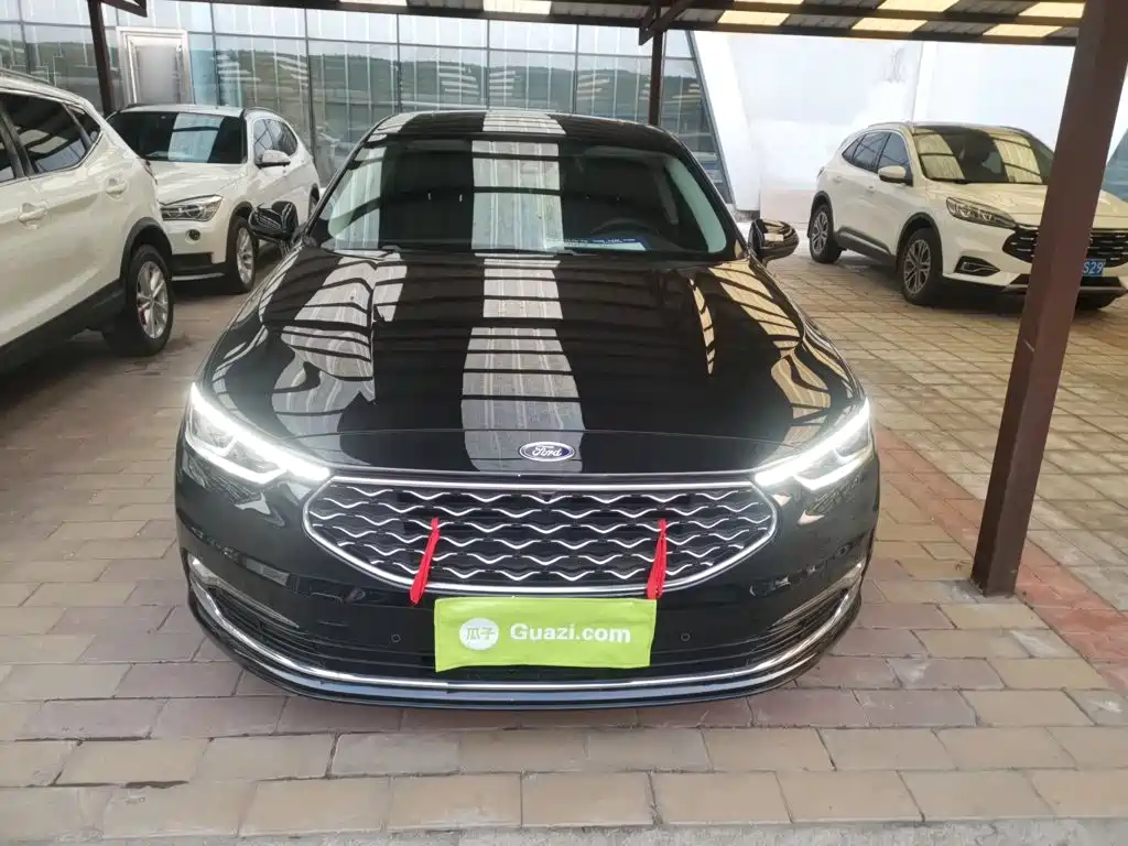 Taurus EcoBoost 245 Premium