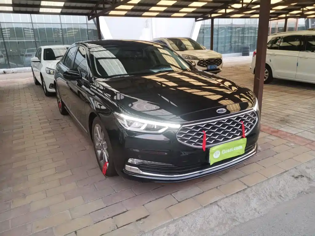 Taurus EcoBoost 245 Premium