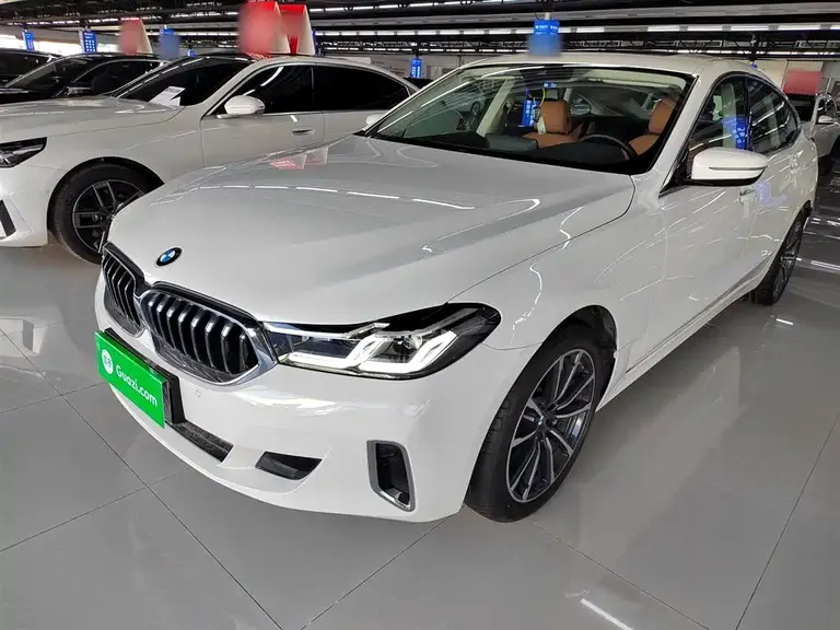 BMW 6 Series GT 630 i Luxury Design Package